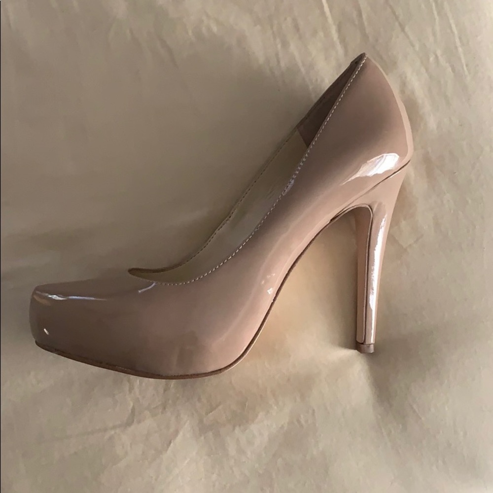 Jessica Simpson blush heels